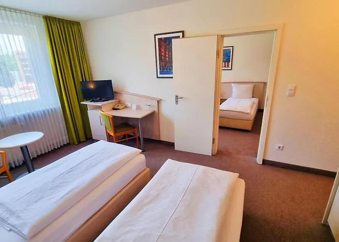 Panorama Und Boardinghaus Hotel 3*