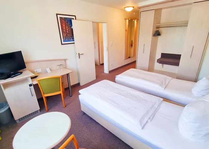 Hotel Panorama Und Boardinghaus 3*