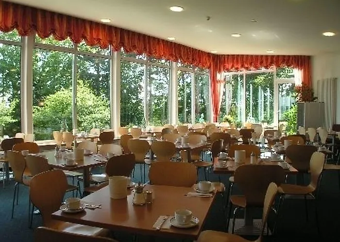Panorama Und Boardinghaus Hotel 3*