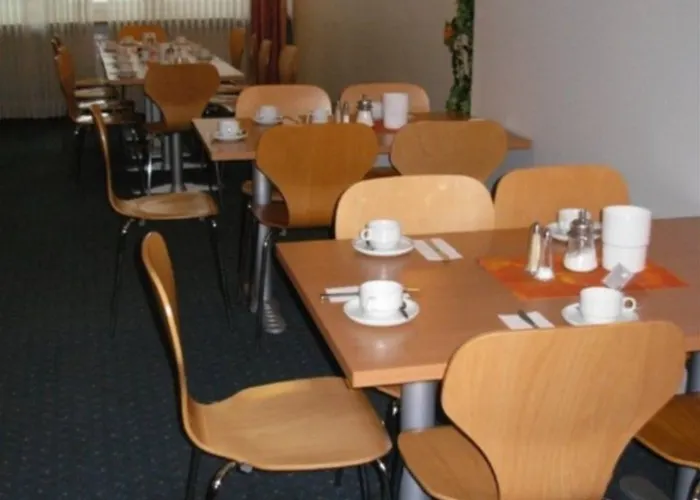 Hotel Panorama Und Boardinghaus 3*